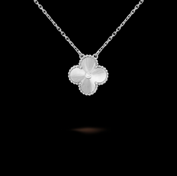 VCA 2020 White Gold Guilloche Diamond Necklace - Picture 4 of 4